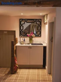 Helmsley Garden Cottage & Railway Carriage - Image 3