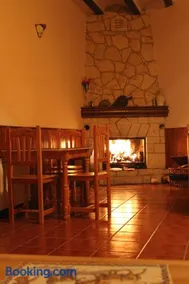 Casa Rural Lahuerta Apartamentos GUADALAVIAR - Image 2