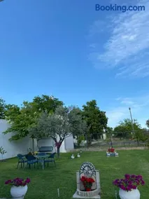 Luxury Villa Esmeralda - Image 2