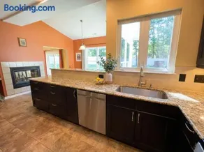 Charming Ranch Retreat in Bear Delaware - Image 3