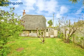 Sixpenny Cottage - Image 4
