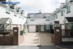 Wendy House - Image 2