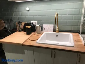 Harry's Apartment - Image 2