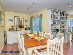 Beach Villa @ Woodbridge Island - Image 1