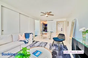 1 Bedroom with ocean and city views! - Image 2