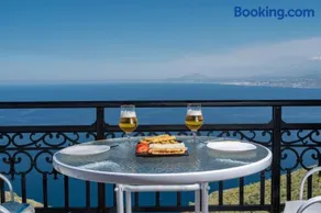 Galani Vacation House - Image 1