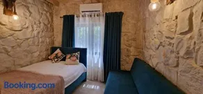 Iris 2 BR Apartment In Batroun - Image 5