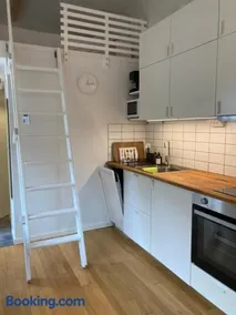 Tiny grey house with loft, 15 min from city center - Image 2