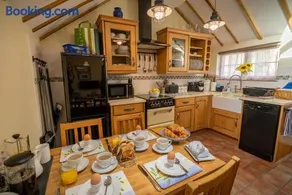 All Seasons Cottage Breaks - Image 2