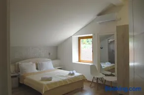 Hotel Sara - Image 2