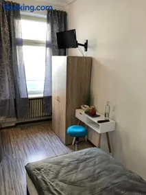 Downtown City - PrivateRooms - Image 3