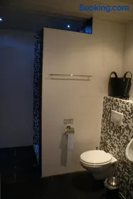 B&B Van Hunebed Naar Jullie Bed - Image 3