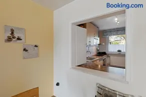 Ferienhaus Lescop - Image 2
