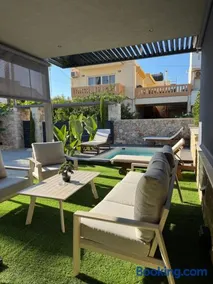 Stone Horizon Villas - Image 3