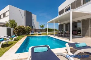 Villa 26 - Image 2