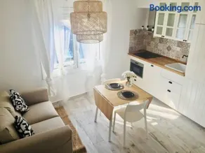 Stunning & Stylish Apartment In Cadaqués - Image 1