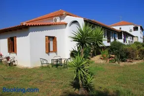 Ilias Apartments - Image 2