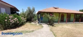 Cute House with mountain views - Image 2