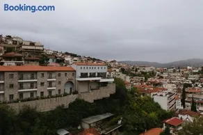 Trofonios Boutique Hotel - Image 3