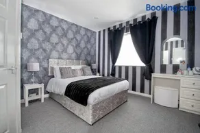 Jesmond Dene Hotel - Image 2