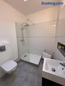 Appartement T2 Vieux Port d'Ajaccio - Image 2