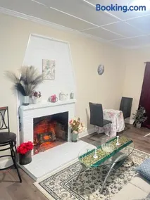 Furnished Guest Suite - Image 4