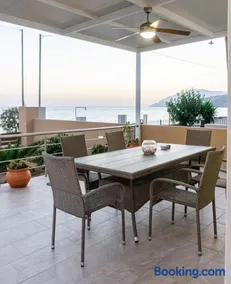 Keratokampos Seaside Retreat - Image 3