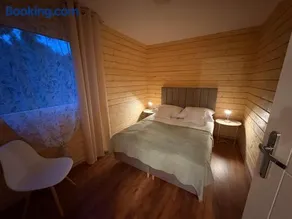 Accommodation under the Oaks - Image 1