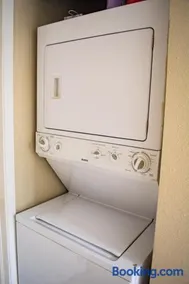 Condo with Mountain Views and Pool Near Casino El Paso - Image 4