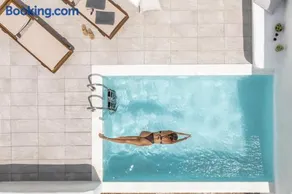 Ariadne's Crown Luxury AstroConcept Suites with Private Pools and Spas - Image 3