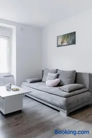 MyHome Basel 1A44 - Image 3