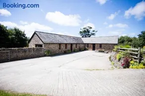 Sharlands Farm Holiday Cottages - Image 3