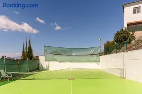 Alicia And Rudi's House - Image 3