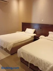 الدغيثر للشقق المخدومه - Image 2