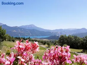 Appartement avec vue sur le lac de Serre-Ponçon - Image 1