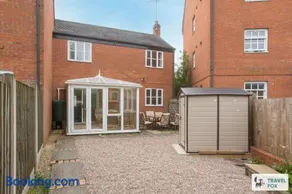 Sarah's House BBQ Parking 10mins To Alton Towers - Image 2