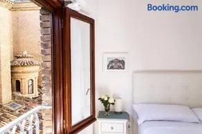 Apartamento con vistas en centro histórico - Image 1