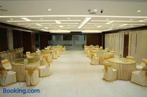 Hotel Kalyani Landmark - Image 3