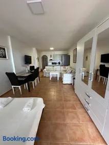 Dream sea apartments by Tinosstay - Image 1