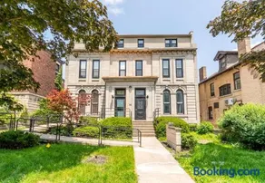 Modern Apartment with Kitchen on James St - Image 5