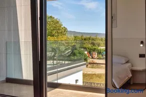 Villa Luna, a luxurious villa close to the sea - Image 5