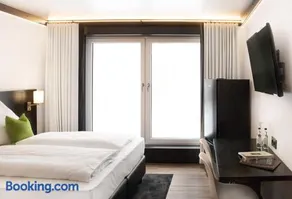 ZZ Hotel by WMM Hotels - Image 3