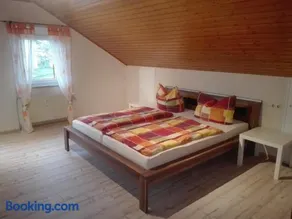 Große Ferienwohnung mit Balkon zwischen Odenwald, Taubertal und Bauland - Image 4