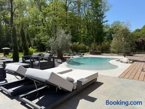 Villa golf merignies - Image 1