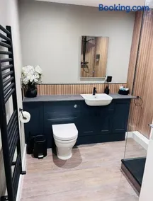 Tarn House Apartment South Yorksire - Image 3