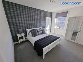 Bespoke Tours Scotland Accommodation @ Morrison Street - Image 1