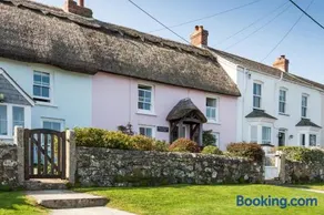 Trevarrow Cottage - Image 1