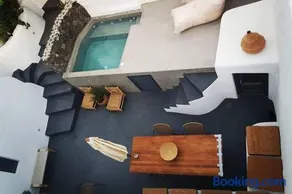 Santorini Folia Cave house with jacuzzi - Image 3