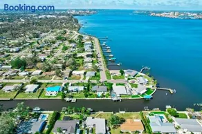 River House Retreat - Image 2