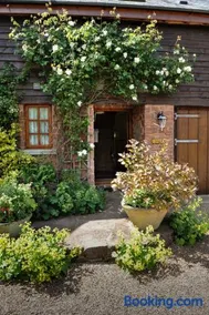 Town End Farm Cottages - Image 2